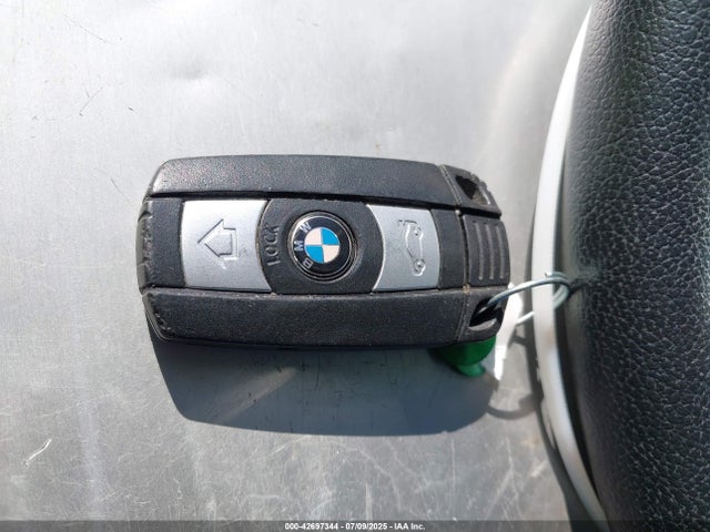 WBAVM1C53FVW58914 BMW 2015