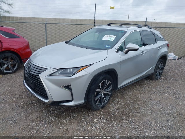 Lexus 2017 2017 2T2BZMCA8HC090781 Image 2
