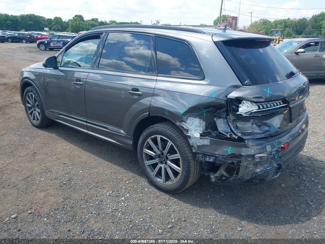 2023 AUDI Q7 WA1LCBF71PD014233 Photo 2