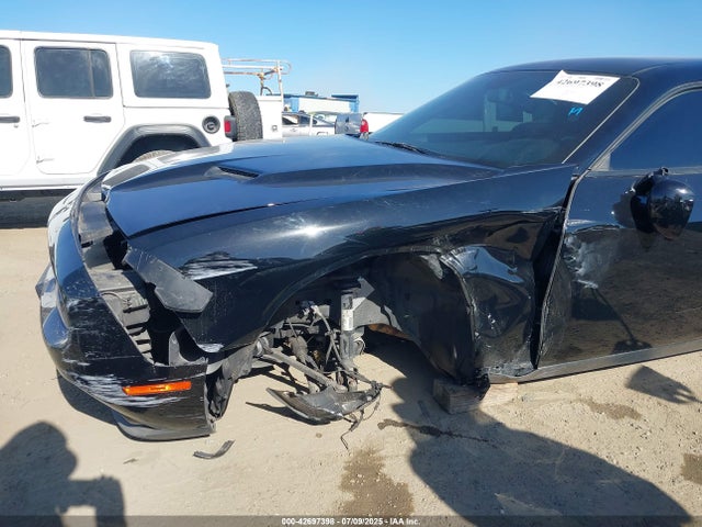 2C3CDZAG4KH596721 Dodge 2019