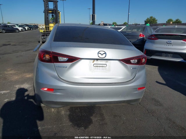 JM1BN1V72H1106185 Mazda pe