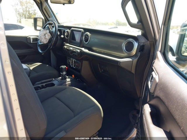 1C4HJXEN8LW127786 Jeep 2020