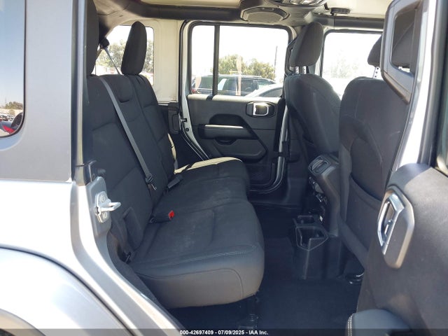 1C4HJXEN8LW127786 Jeep 2020