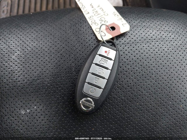 5N1AT2MV3JC832277 Nissan Rogue