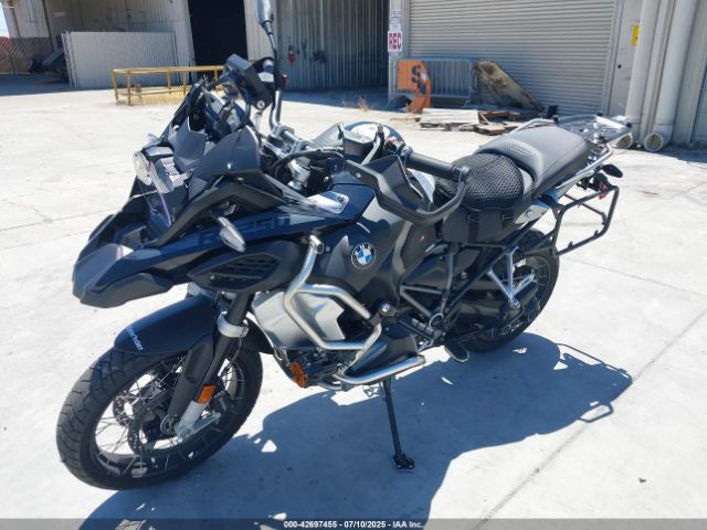 2022 BMW R 1250 WB10M1307N6G06678 Photo 1