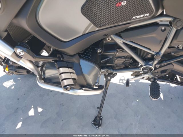 2022 BMW R 1250 WB10M1307N6G06678 Photo 8