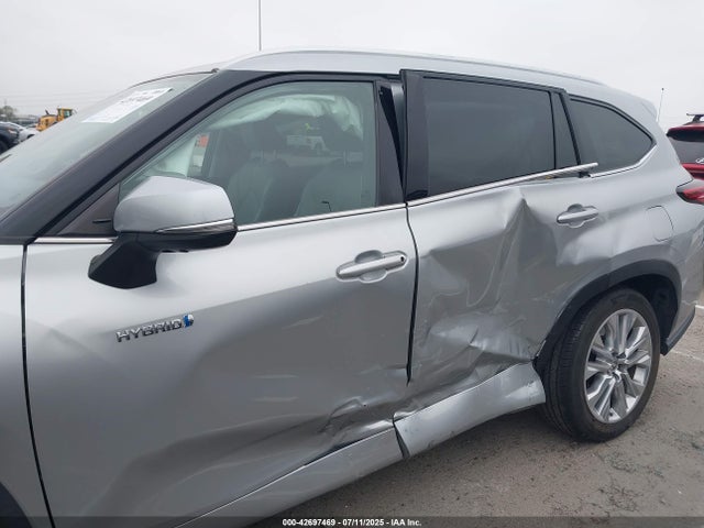 5TDYARAH8MS006799 Toyota a25a-fxs, 5nm