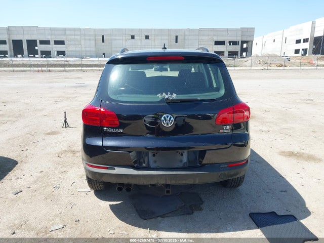 WVGBV7AX6GW582977 Volkswagen Tiguan