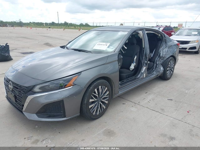 1N4BL4DV1PN377159 Nissan 2023