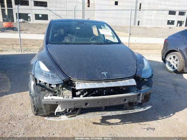 7SAYGDEE1RA323790 Tesla 2024