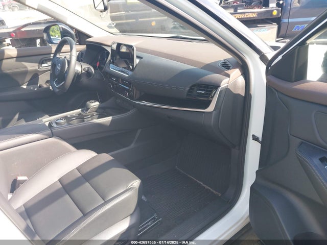 Nissan 2023 2023 JN8BT3CB1PW480382 Image 5
