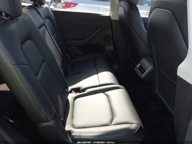 2025 TESLA MODEL Y 7SAYGAEE8SF218428 Photo 7