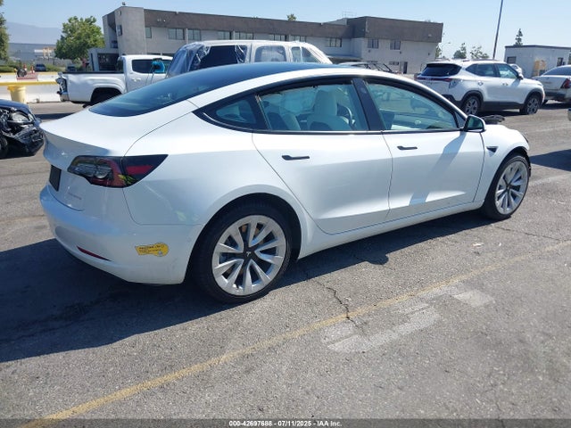 2022 TESLA MODEL 3 5YJ3E1EB9NF349570 Photo 3