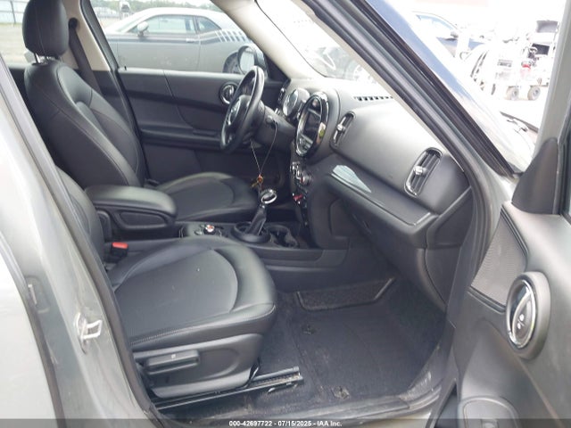 2019 MINI COUNTRYMAN WMZYS7C50K3F45973 Photo 4