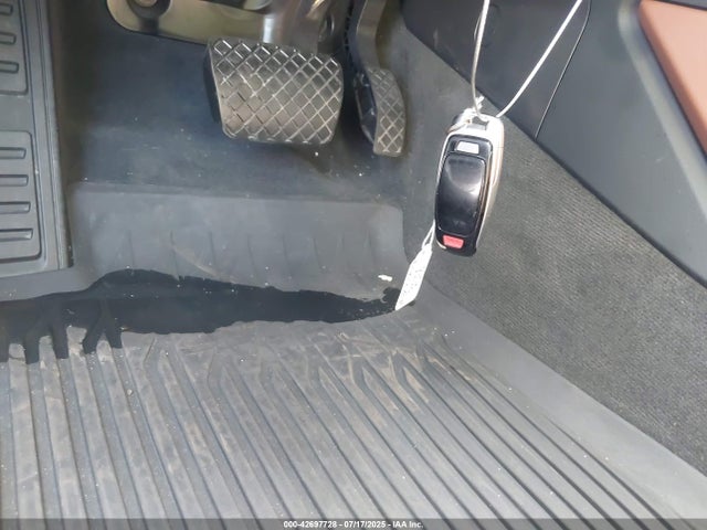 42697728 :رقم المزاد ، WAUK2AF22KN055344 vin ، 2019 Audi A6 55 Premium مزاد بيع