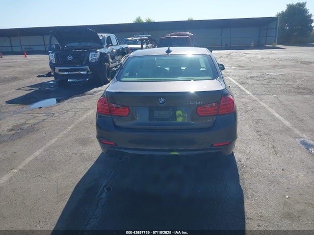 WBA3C1C57EK116483 BMW 2014