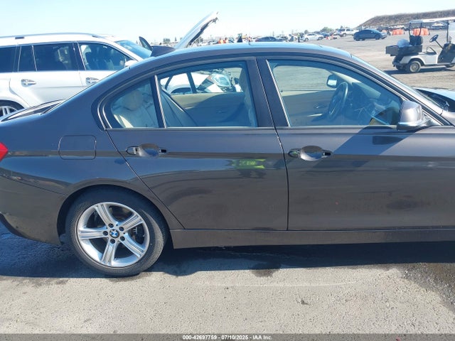 WBA3C1C57EK116483 BMW 2014