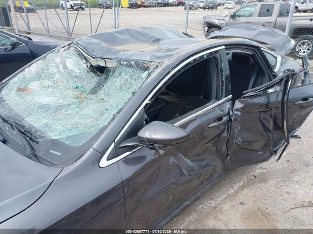 1C3CCCFB7GN186314 Chrysler 200