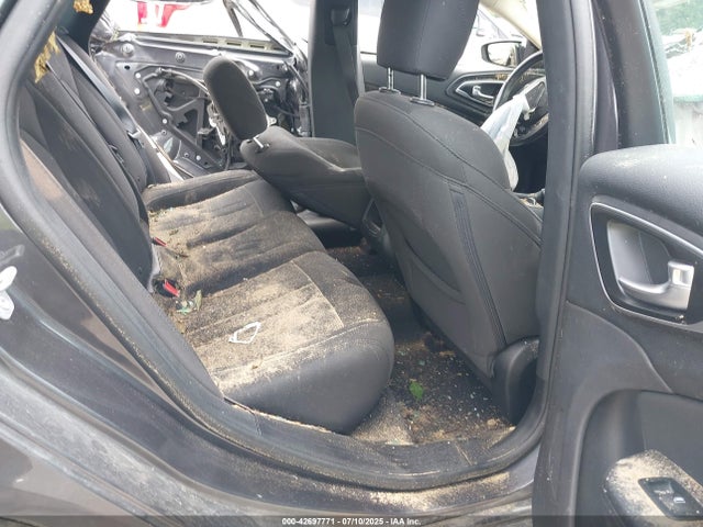 1C3CCCFB7GN186314 Chrysler 200