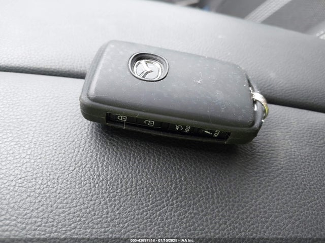 Mazda py 2024 7MMVABBM2RN164302 Image 11