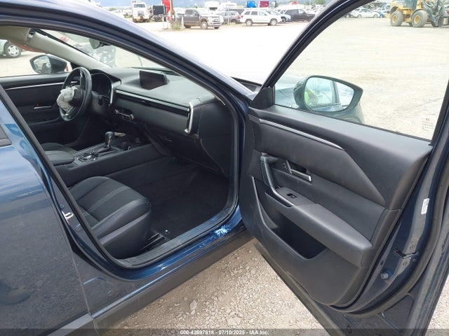 Mazda py 2024 7MMVABBM2RN164302 Image 5