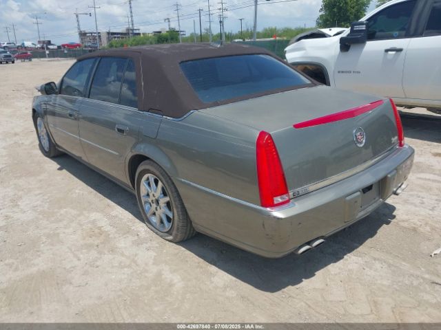 2011 CADILLAC DTS 1G6KD5E68BU150489 Photo 2
