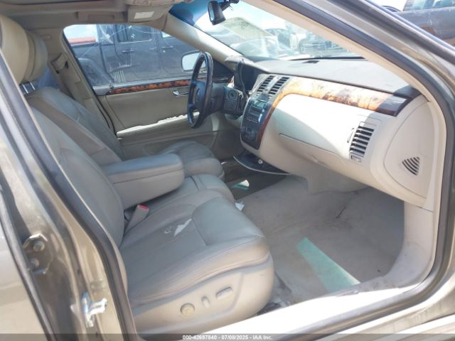 2011 CADILLAC DTS 1G6KD5E68BU150489 Photo 4