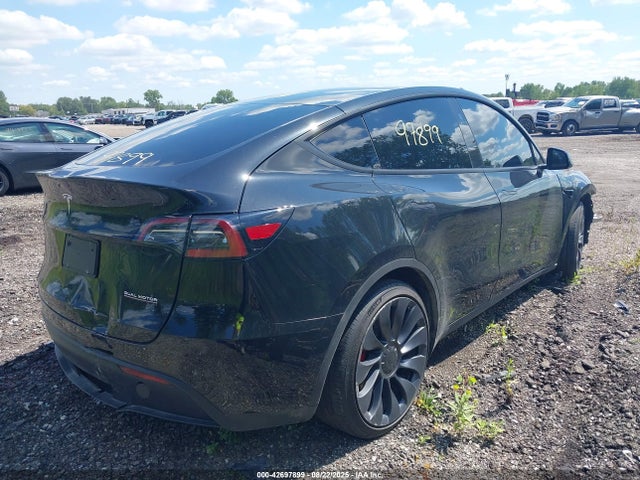 2024 TESLA MODEL Y 7SAYGDEF5RF170634 Photo 3