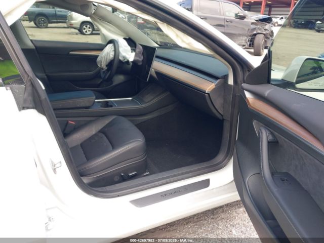 2023 TESLA MODEL 3 5YJ3E1EA6PF555276 Photo 4