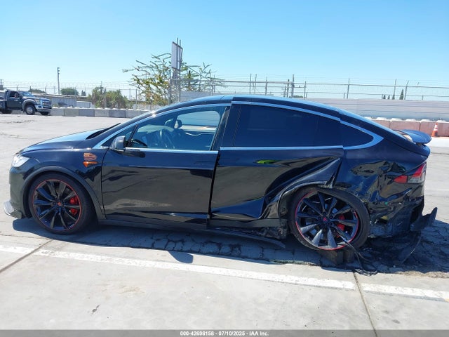Tesla MODEL X 2017 5YJXCBE46HF039637 Image 14