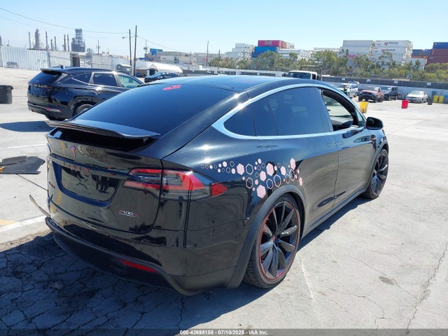 2017 TESLA MODEL X 5YJXCBE46HF039637 Photo 3