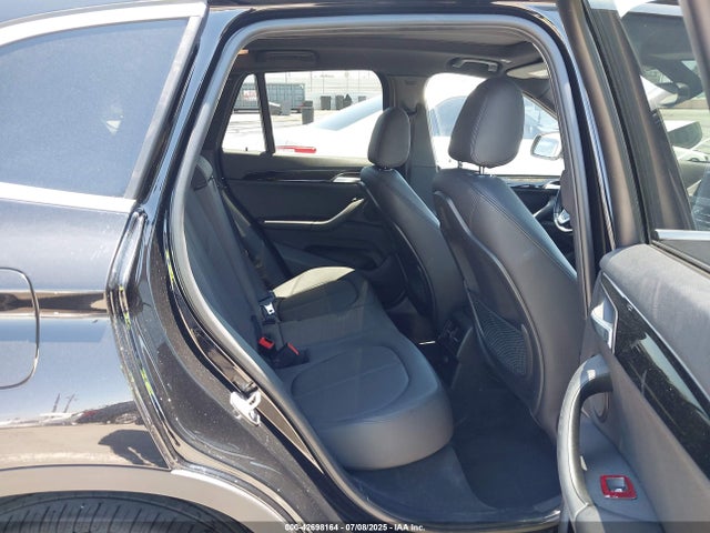 WBXHU7C33H5H33735 BMW 2017