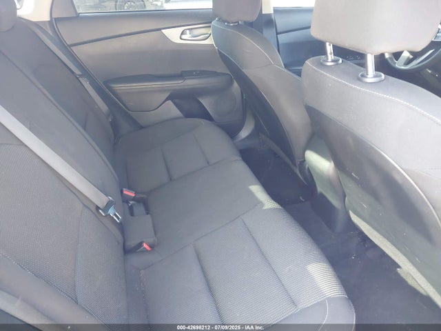 3KPF24AD9ME329306 KIA mpi nu