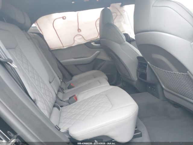 2024 AUDI SQ8 WA1CWBF18RD003395 Photo 7