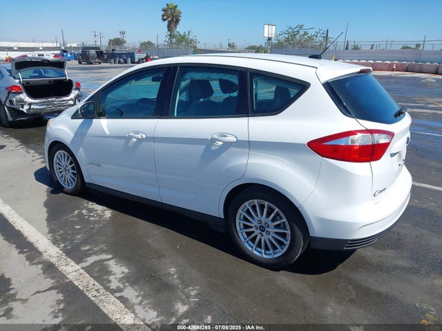 1FADP5AU8FL118385 Ford C-MAX SE