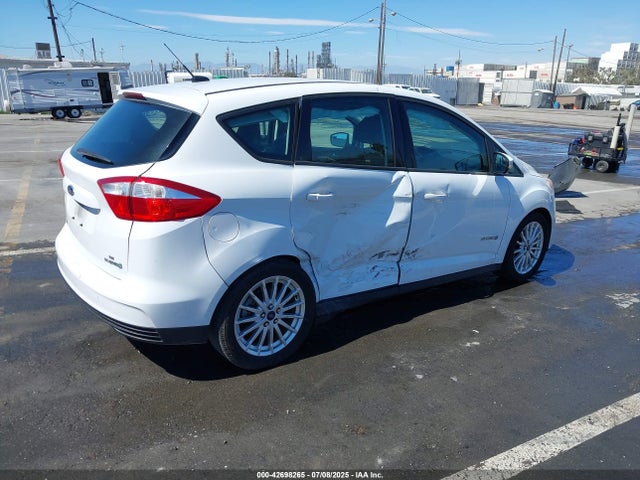 1FADP5AU8FL118385 Ford C-MAX SE