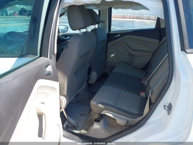 1FADP5AU8FL118385 Ford C-MAX SE