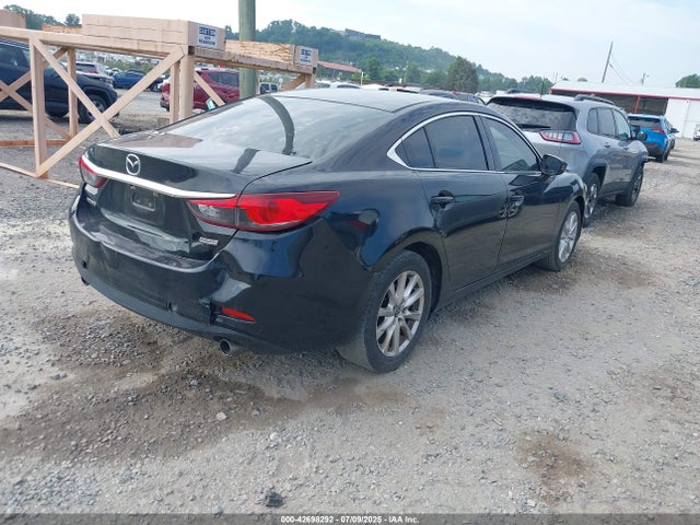 JM1GJ1U51G1447495 Mazda py