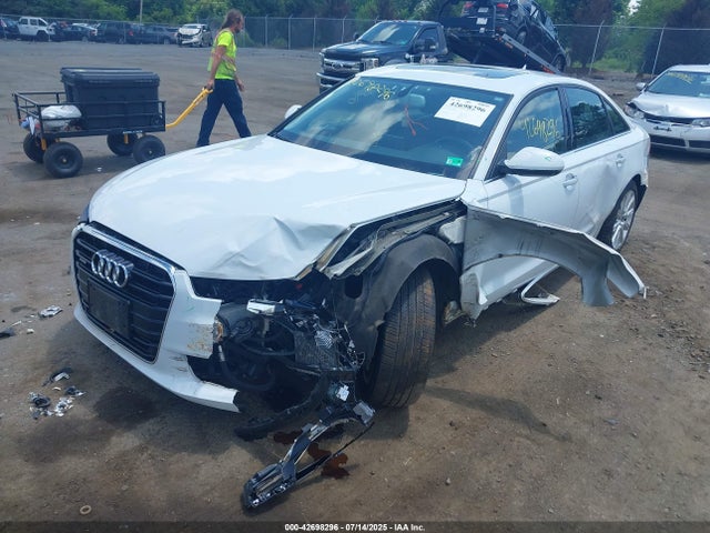 2014 AUDI A6 WAUFGAFC2EN137493 Photo 1