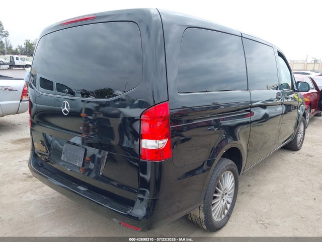 2023 MERCEDES-BENZ METRIS W1WV0FEY5P4362260 Photo 3