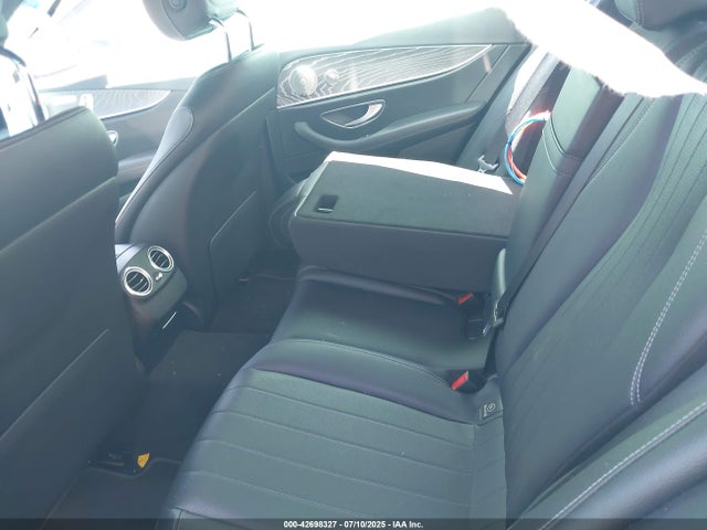 W1KZF8DB0MA934455 Mercedes-Benz m264