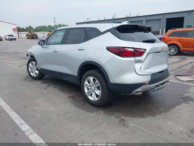 Chevrolet lgx 2021 3GNKBCRSXMS584681 Image 3
