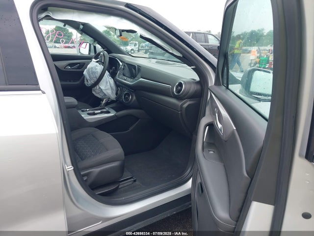 Chevrolet lgx 2021 3GNKBCRSXMS584681 Image 5