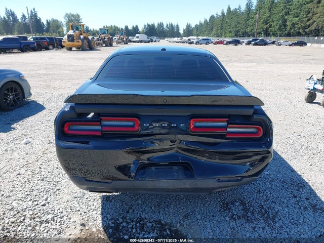 2C3CDZBT9KH593955 Dodge Challenger