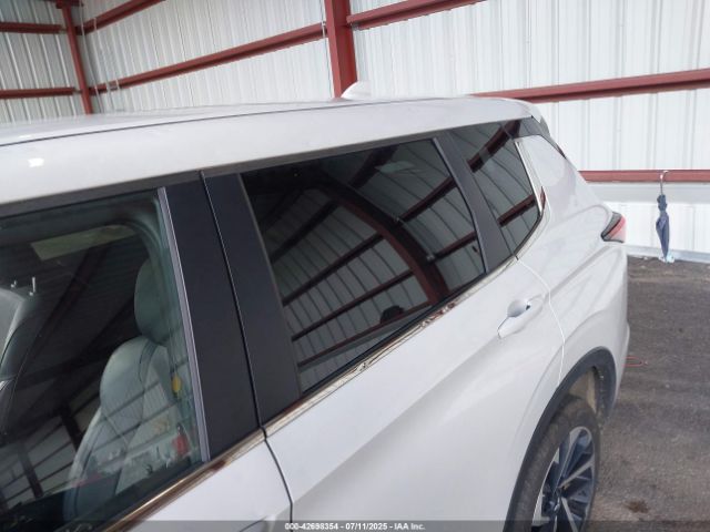 2024 MITSUBISHI OUTLANDER JA4J4VA83RZ085042 Photo 5