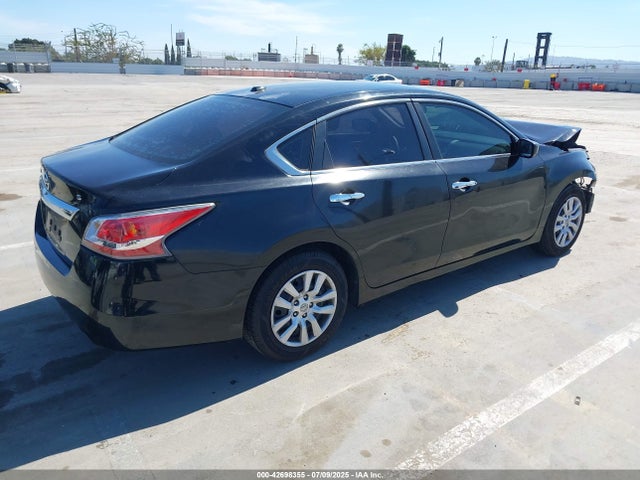 1N4AL3AP5FN889291 Nissan 2015