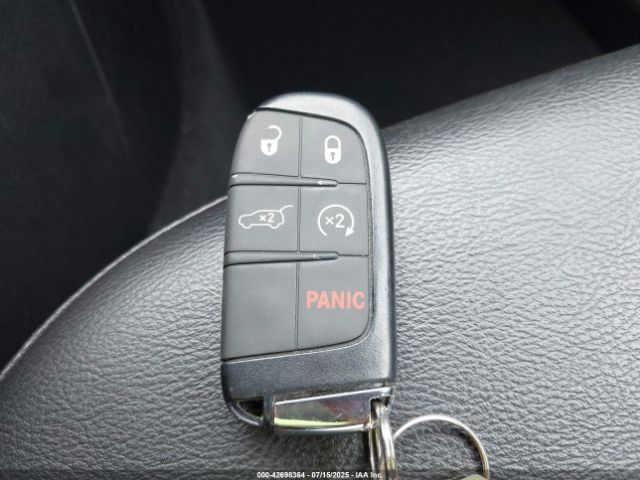 2022 JEEP COMPASS 3C4NJDBB4NT136599 Photo 10