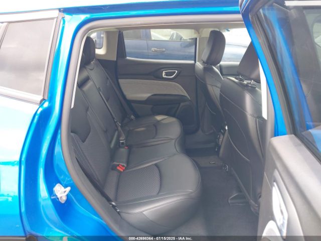 2022 JEEP COMPASS 3C4NJDBB4NT136599 Photo 7