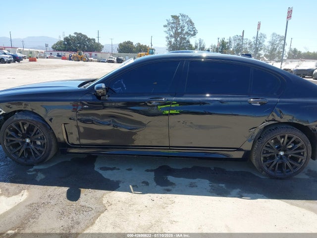 BMW 740LI 2022 WBA7T2C04NCK36795 Image 15