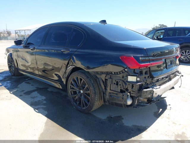 BMW 740LI 2022 WBA7T2C04NCK36795 Image 3